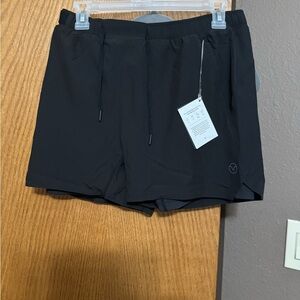 NWT Acta shorts